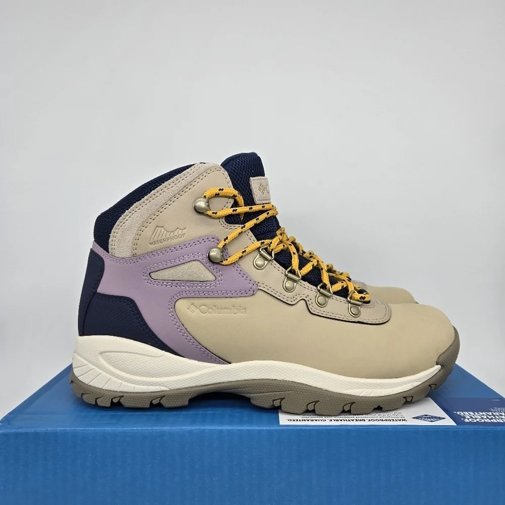 New Columbia Newton Ridge Plus Wide Women's Waterproof Hiking BootsSize 10